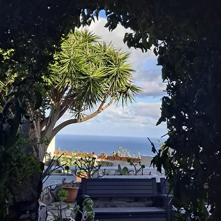 Tenerife 100m2 Casa De Don Quijote With A Terrace Of 100m2 With A View Of The Ocean And Teide Volcano And A Garden Of 600m2 * Икод-де-лос-Винос