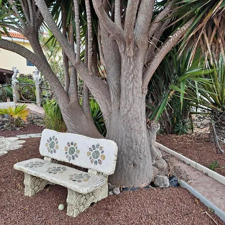 Tenerife 100m2 Casa De Don Quijote With A Terrace Of 100m2 With A View Of The Ocean And Teide Volcano And A Garden Of 600m2 * Икод-де-лос-Винос