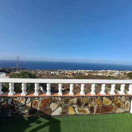 アパート Tenerife 100m2 Casa De Don Quijote With A Terrace Of 100m2 With A View Of The Ocean And Teide Volcano And A Garden Of 600m2